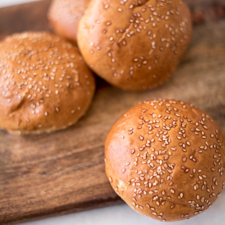 Picture of 4-pack sesame seed buns